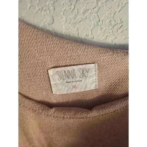 One shoulder nude top - Picture 2 of 3